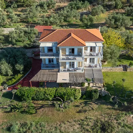 Apartment Delfinia *